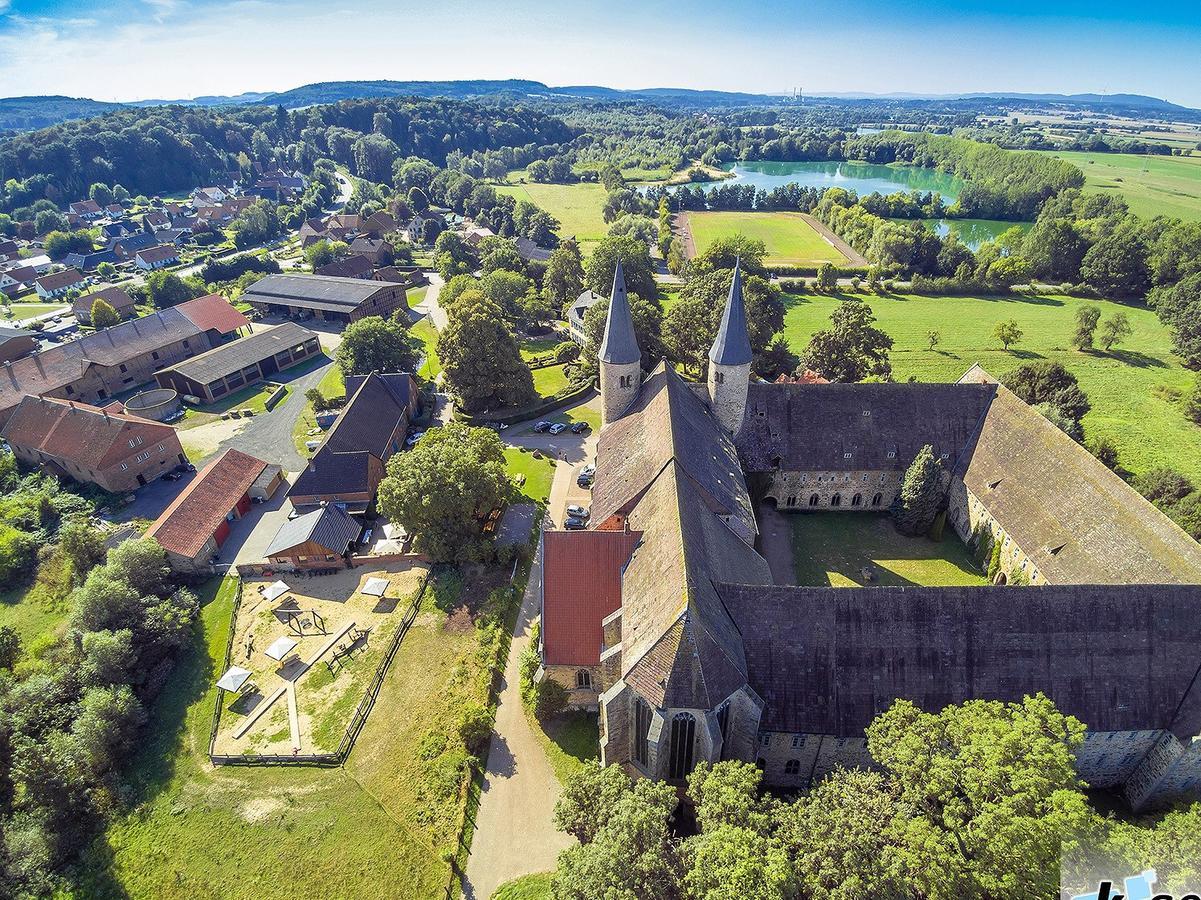 Hotel Am Kloster - Domaene Moellenbeck Rinteln Dış mekan fotoğraf